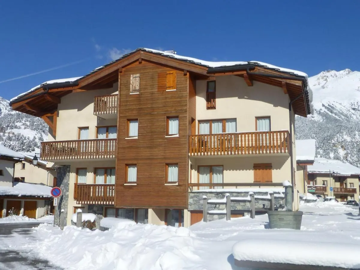 Appartement Calme Avec Navettes Gratuites, Terrasse Et Proche Piscine - Fr-1-508-95 Aussois 0*,  France
