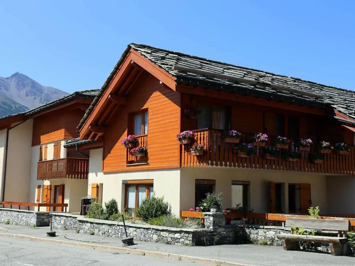 Appartement Calme Avec Navettes Gratuites, Terrasse Et Proche Piscine - Fr-1-508-95 Aussois Apartment